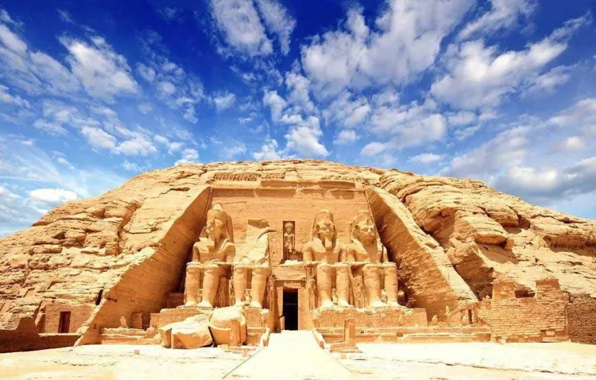 Day tour to Abu Simbel from Aswan by private car
