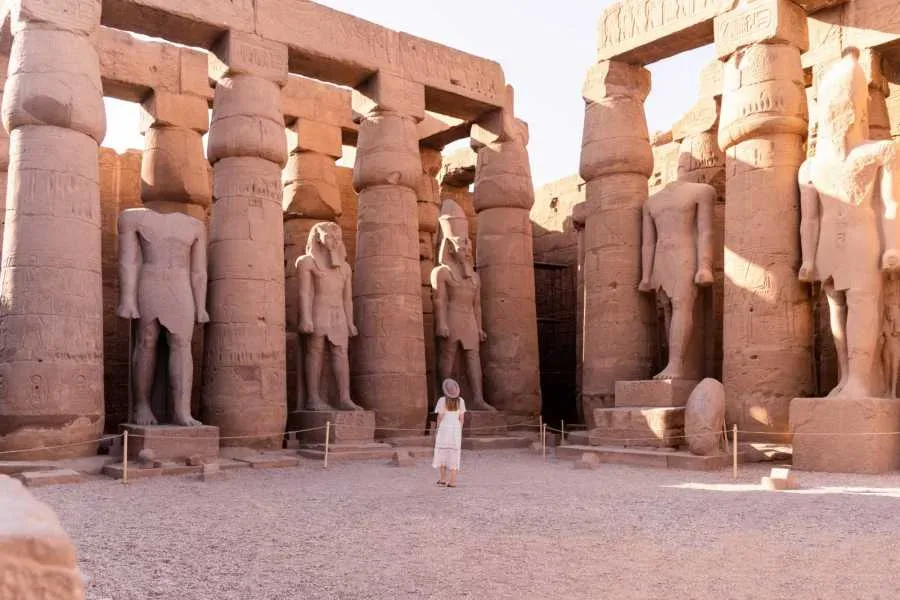Cairo to Luxor One-Day Tour