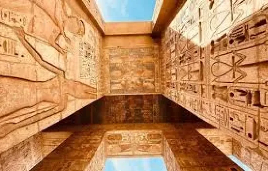Luxor Excursions to Habu Temple, Valley of the Queens & Workers