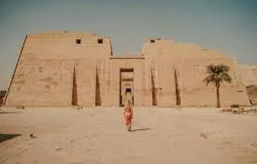 Luxor Excursions to Habu Temple, Valley of the Queens & Workers